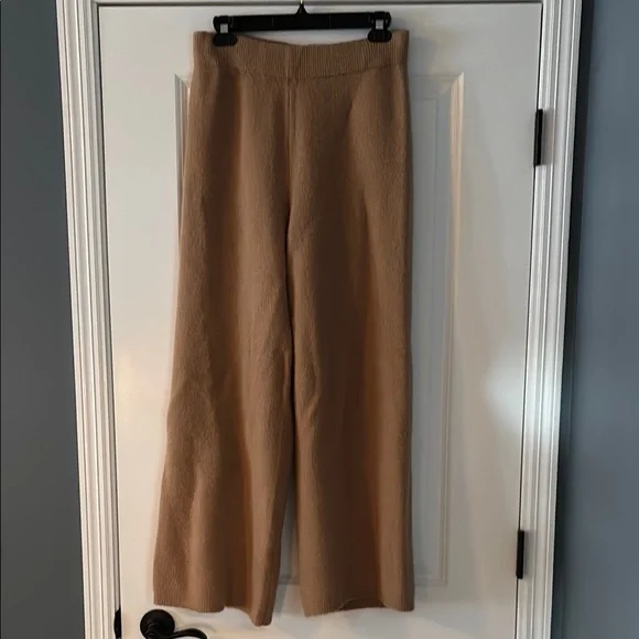 Saks Fifth Avenue Tan Knit Lounge Set - Picture 2 of 5